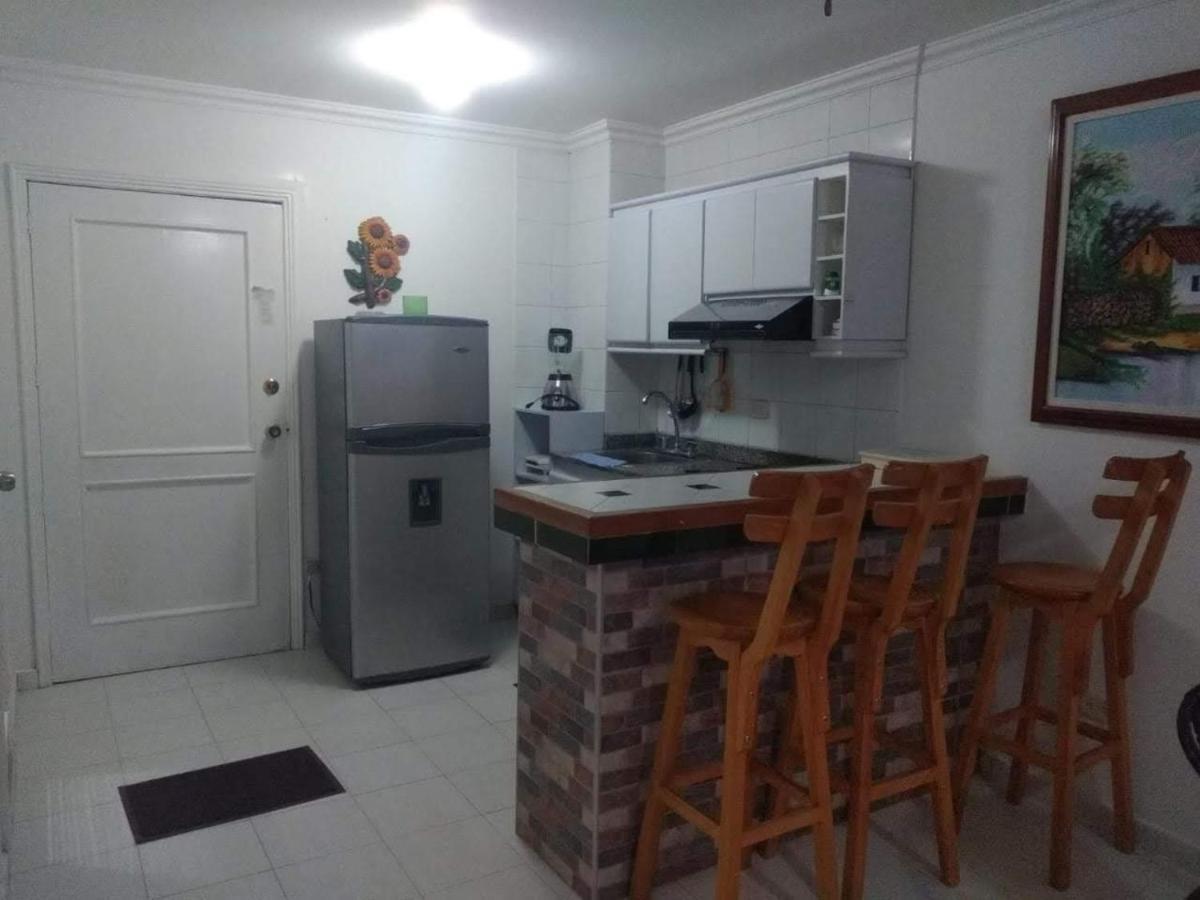 Acogedor Apartamento A 15 Metros Del Mar Santa Marta  Kültér fotó